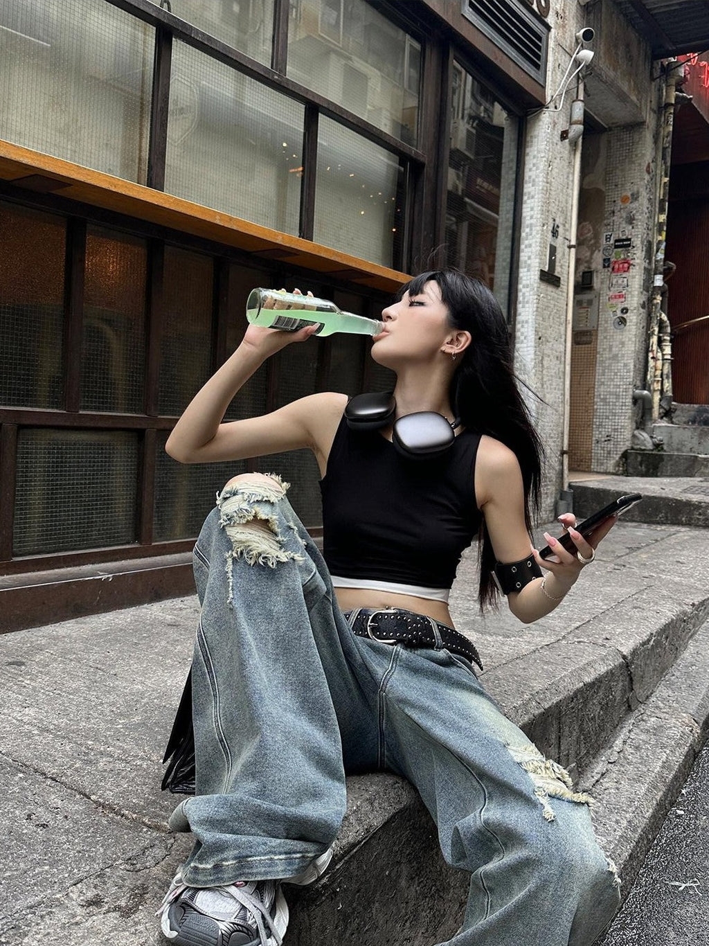 Fanptntox Black White Colorblock Frayed Edge Cropped Women's Cotton Racerback Tank Tops