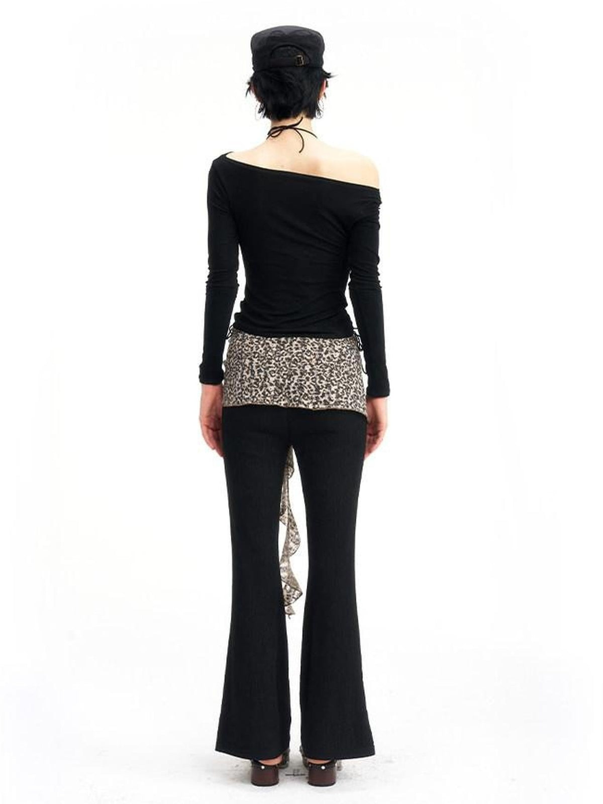 NextPassport MOF Leopard Knit Natural Waist Women's Polyester Elastane Blend Flare Pants