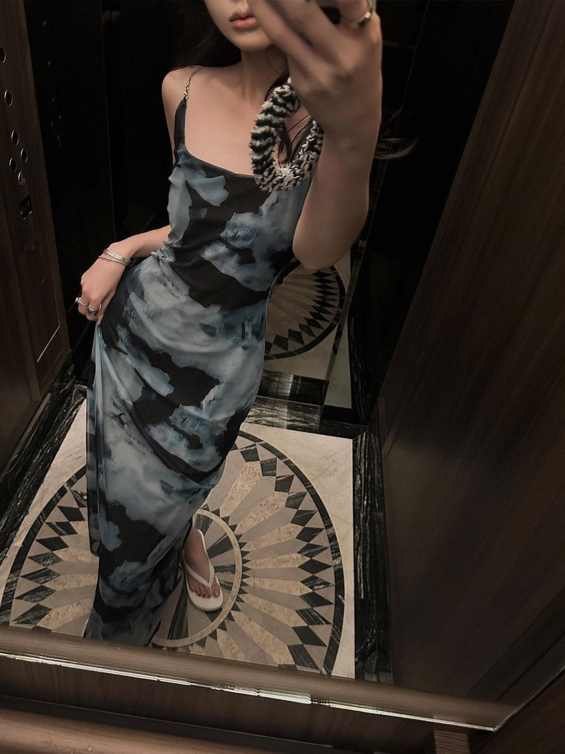 Fanptntox Tie Dye Chain Strap Cinched Waist Women's Mesh Bodycon Maxi Dresses