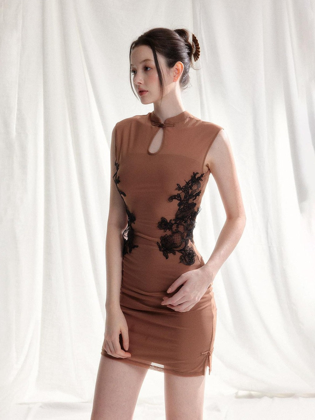 Tut tuto Light Brown Lace Applique Cutout Stand Collar Women's Mesh Cheongsam Dresses