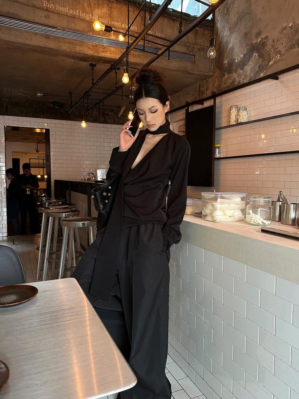 Fanptntox Solid Black Tie V-neck Women's 100 Percent Polyester Long Sleeve T-shirts