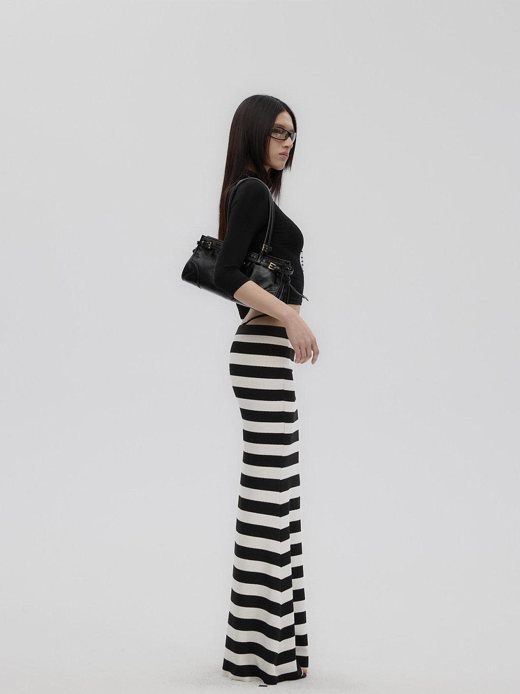 Fanptntox Black White Striped Jacquard Knit Women's Polyester Bodycon Skirts