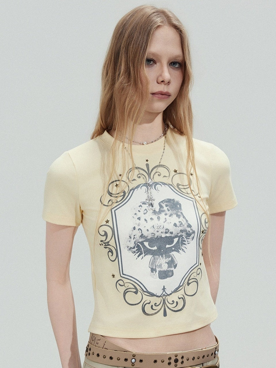 TOOOLAZY_Yellow_Printed_Slim_Fit_Crew_Neck_Short_Sleeve_Women's_Cotton_Crop_Tops_1022536596960_MISSTT