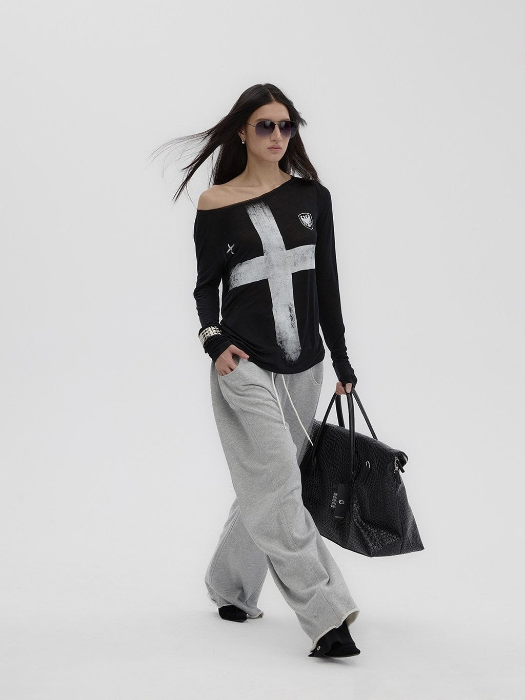 Fanptntox_Distressed_Cross_Print_Slanted_Shoulder_Women's_Lyocell_Long_Sleeve_T-shirts_931155858082_MISSTT