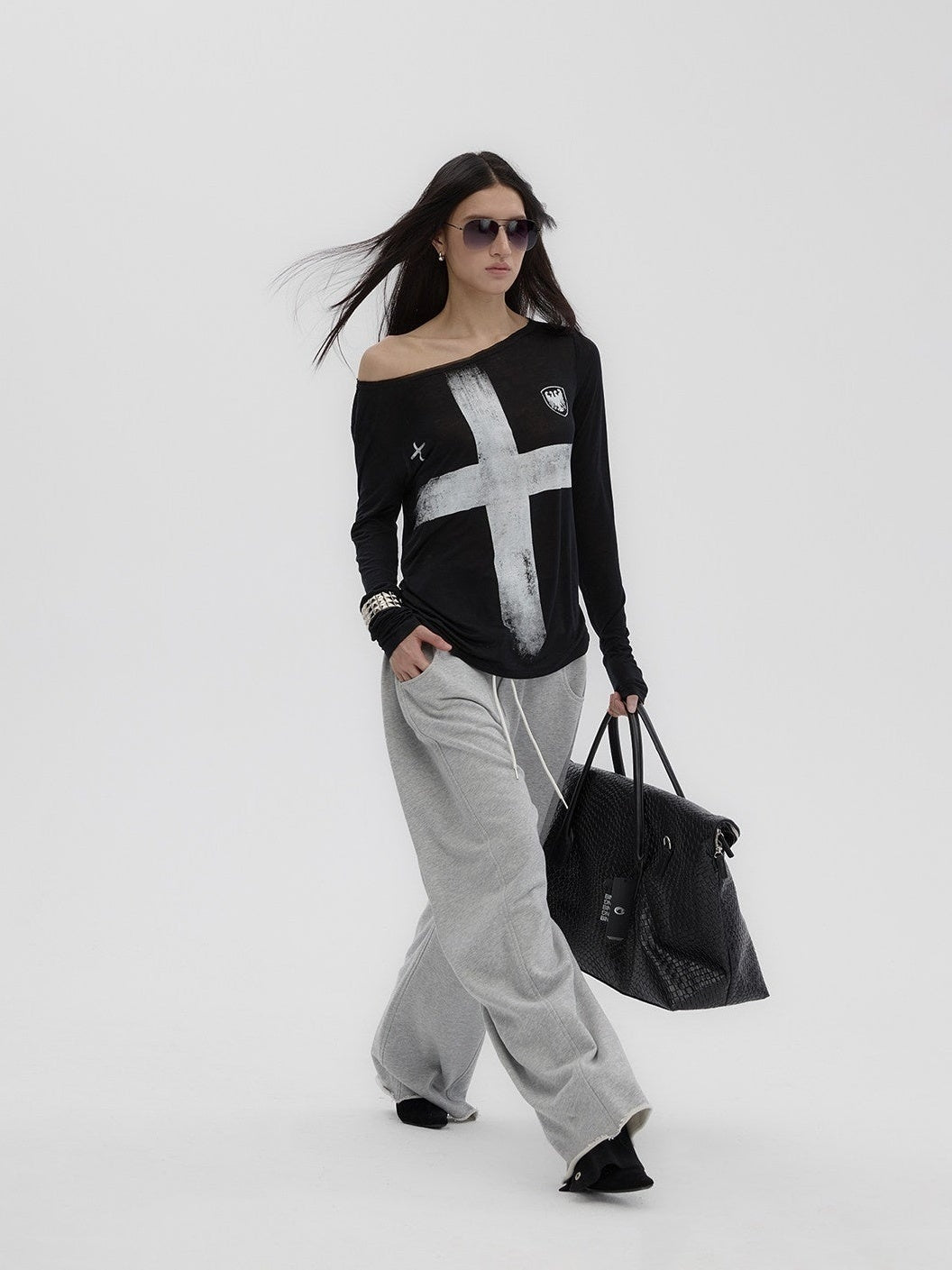 Fanptntox_Distressed_Cross_Print_Slanted_Shoulder_Women's_Lyocell_Long_Sleeve_T-shirts_931155858082_MISSTT