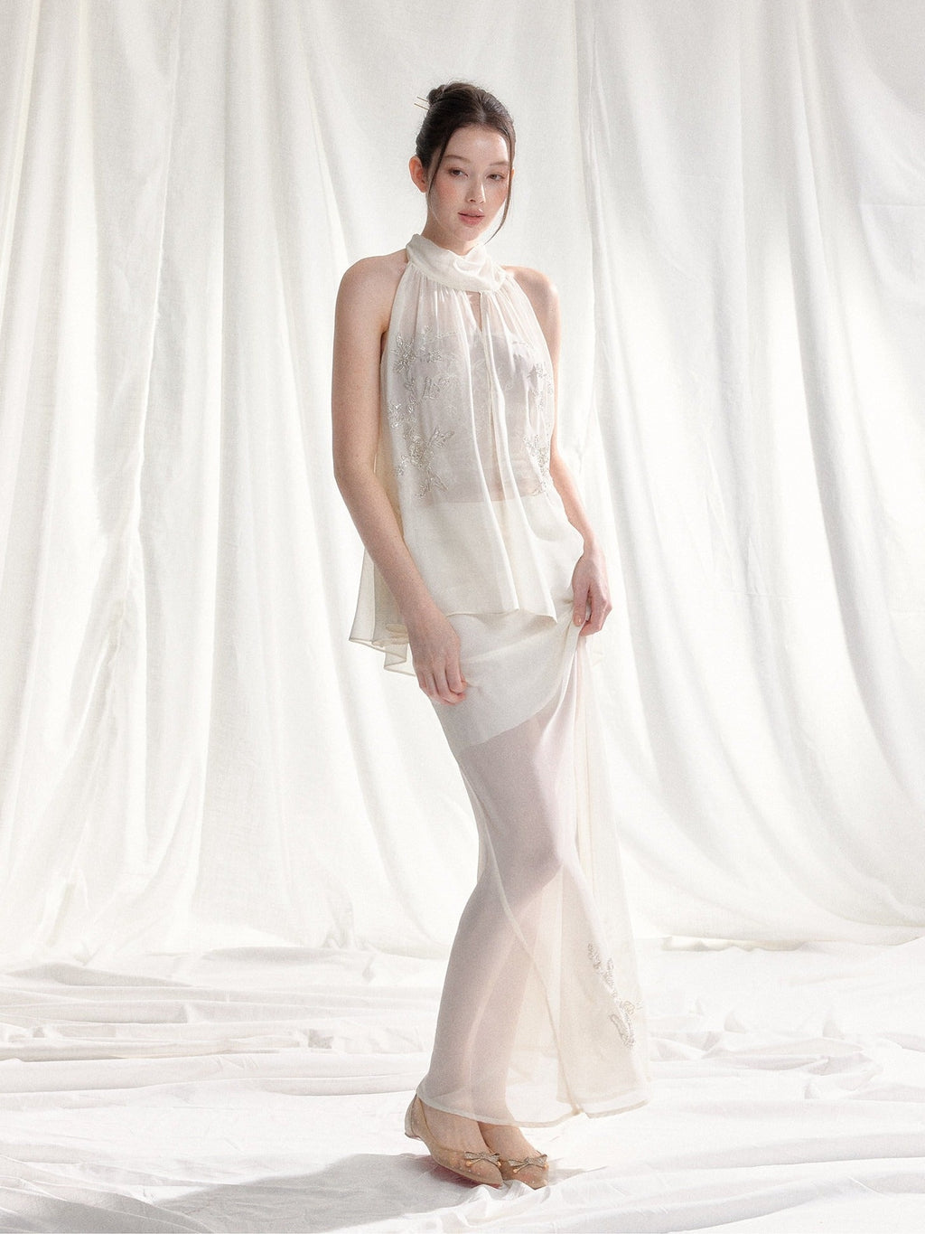 Tut_tuto_White_Yellow_Beaded_Halter_Lace_Women's_Chiffon_Casual_Top_&_Pants_Sets_1045952572820_MISSTT