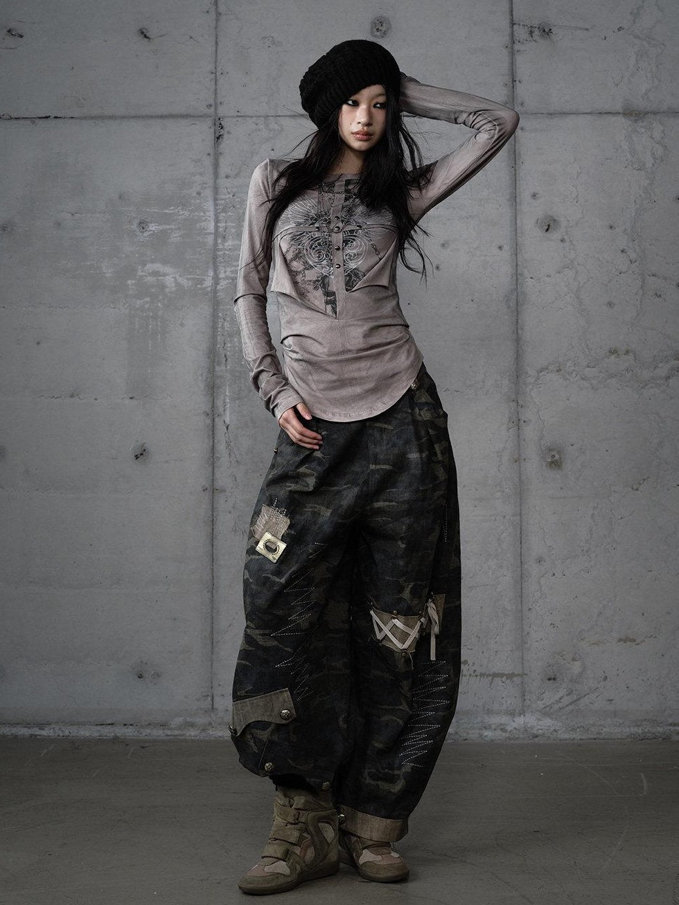 NO ROMANCE Embroidered Cotton Camo Casual Mid Rise Curved Cut Teen Girls Wide-Leg Pants