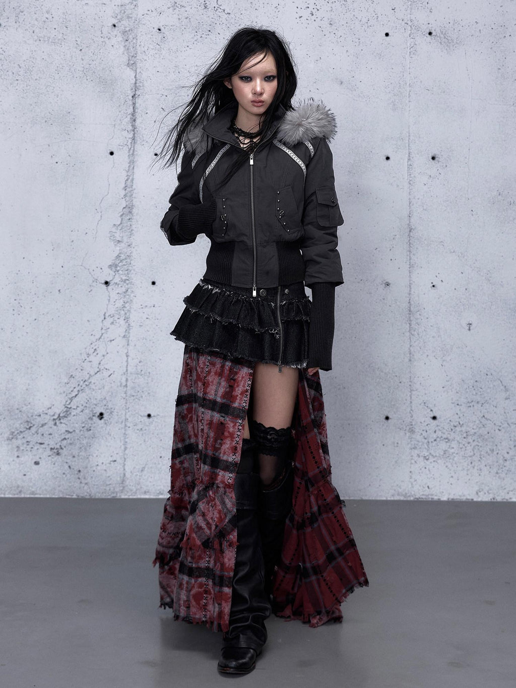 NO ROMANCE Edgy Punk Slim Fit Hooded Cropped Short Sleeve Zipper Women Puffer Jackets