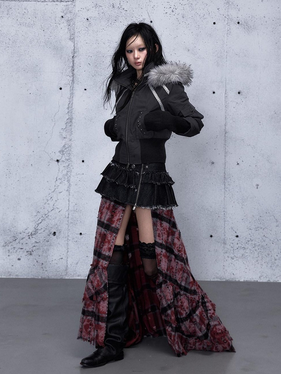 NO ROMANCE Edgy Punk Slim Fit Hooded Cropped Short Sleeve Zipper Women Puffer Jackets