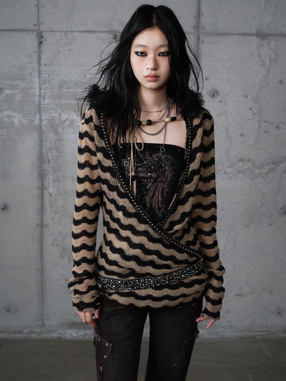 NO ROMANCE Edgy Slim Fit Striped Knit Polyester Long Sleeve Women Layering Cardigans