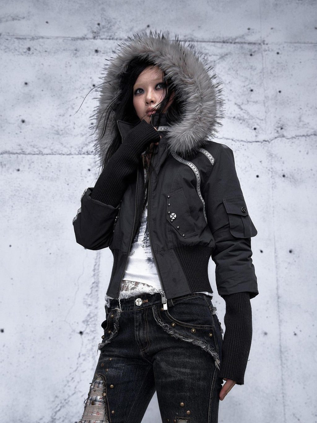 NO ROMANCE Edgy Punk Slim Fit Hooded Cropped Short Sleeve Zipper Women Puffer Jackets