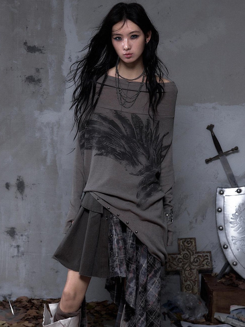 NO ROMANCE Soft Stretch Viscose Printed Cropped Fitted Waist Women Long Sleeve T-Shirts