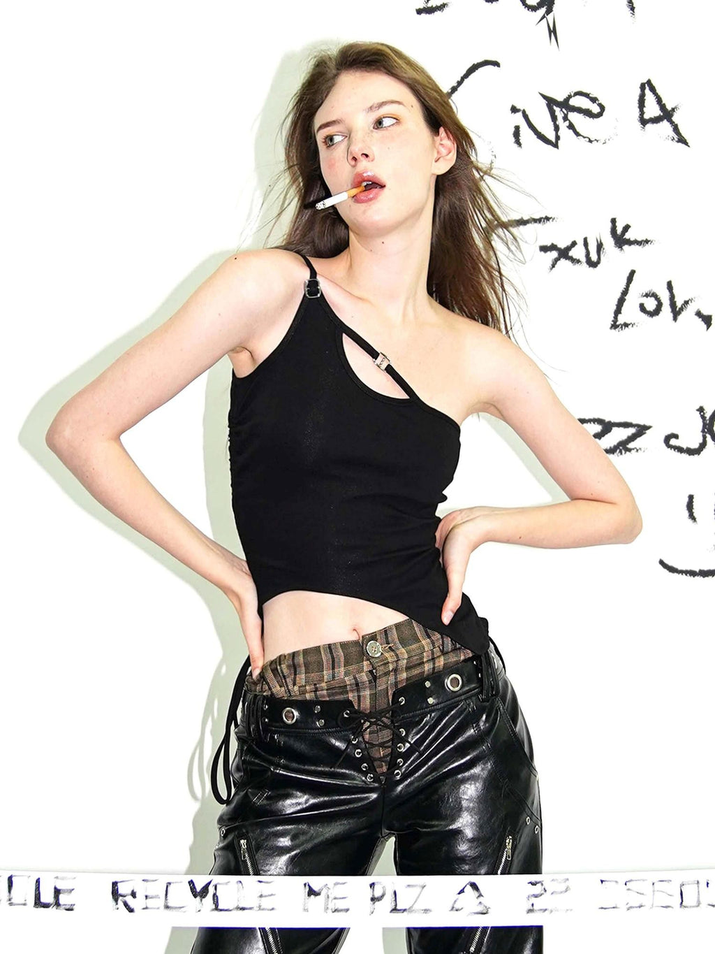 22 doodle Asymmetric Cutout One Shoulder Sexy Slim Fit Women's Cotton Camisoles