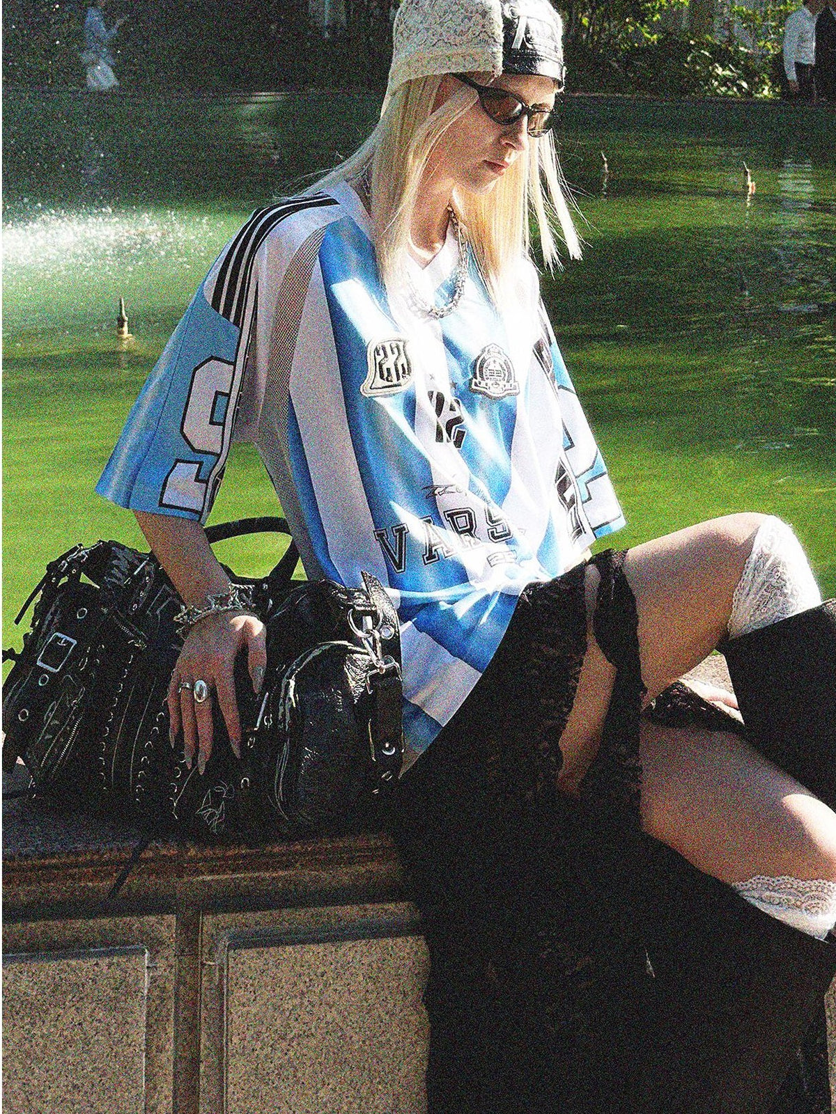 22 doodle Blue White Striped Mesh Panel Women's Polyester Oversized T-shirts