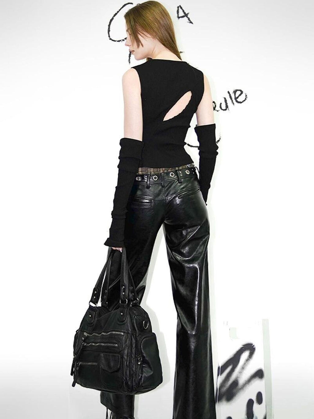 22 doodle Killer Eye Print Open Back Crescent Slim Fit Women's Tank Tops