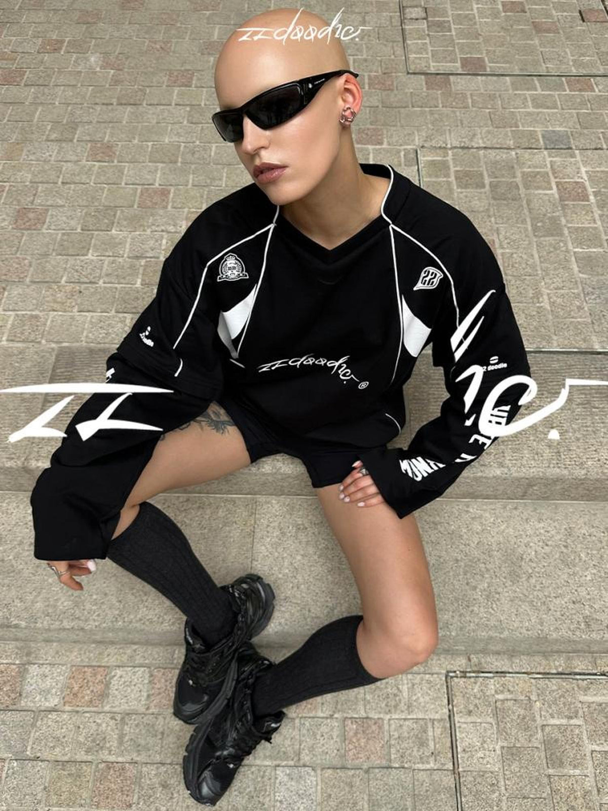 22 doodle Street Racing Print Loose Fit Women's Cotton Long Sleeve T-shirts