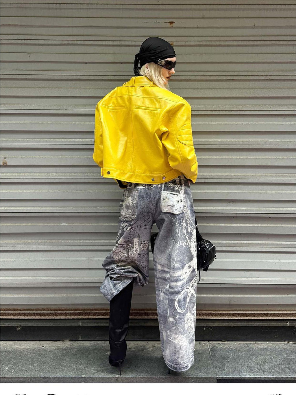 22 doodle Yellow Studded Padded Shoulder Loose Fit Women's Pu Leather Jackets