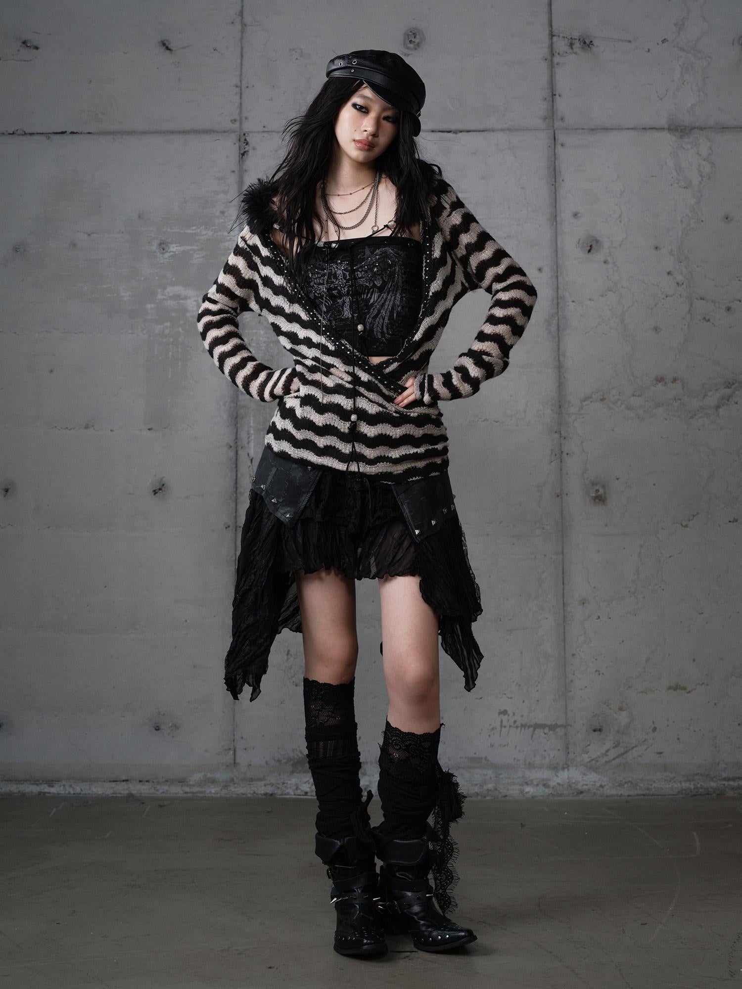 NO ROMANCE Edgy Slim Fit Striped Knit Polyester Long Sleeve Women Layering Cardigans