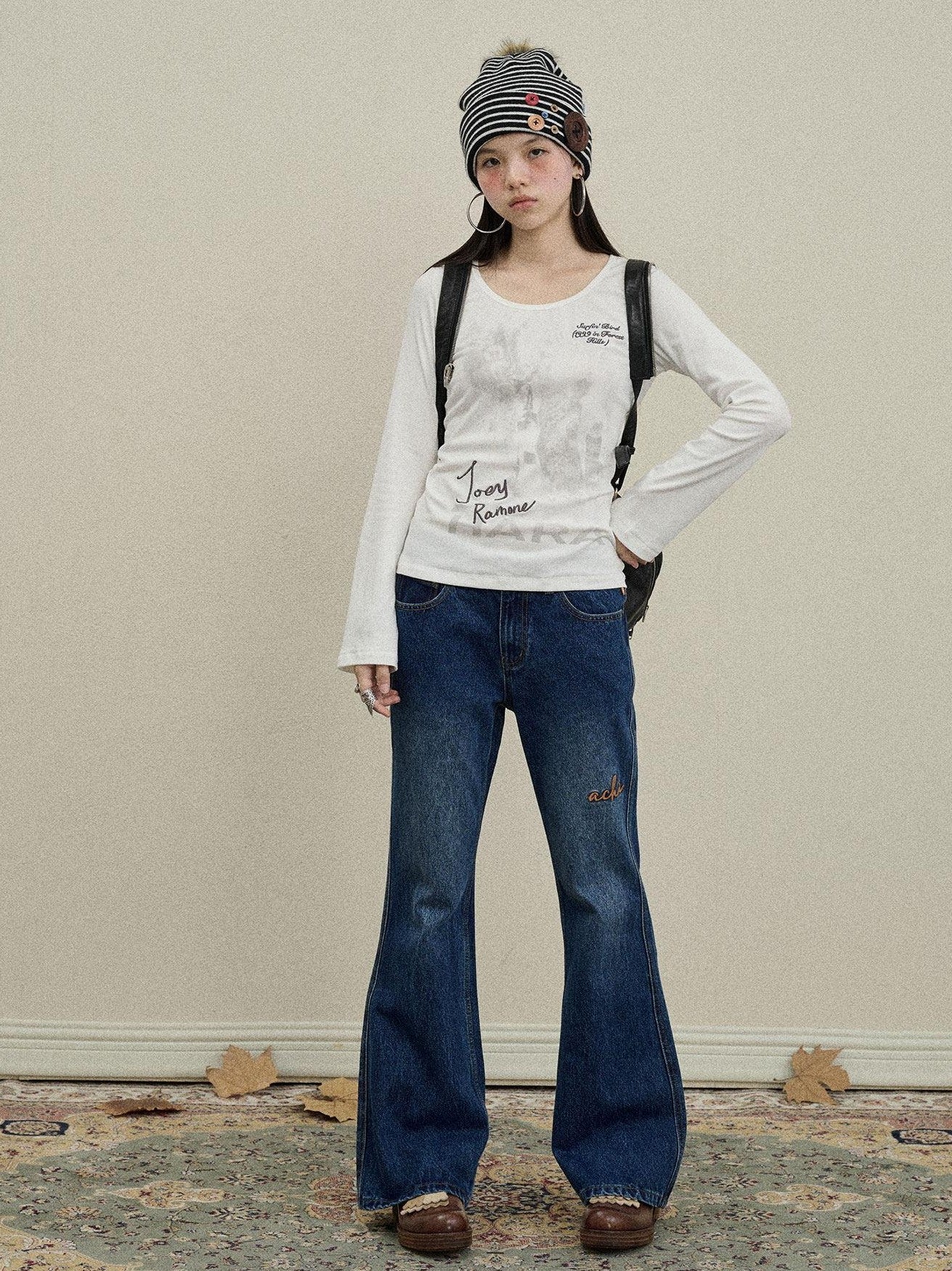 Achihara Slight Embroidered Distressed Wash Slim Women'S Denim Flare Jeans