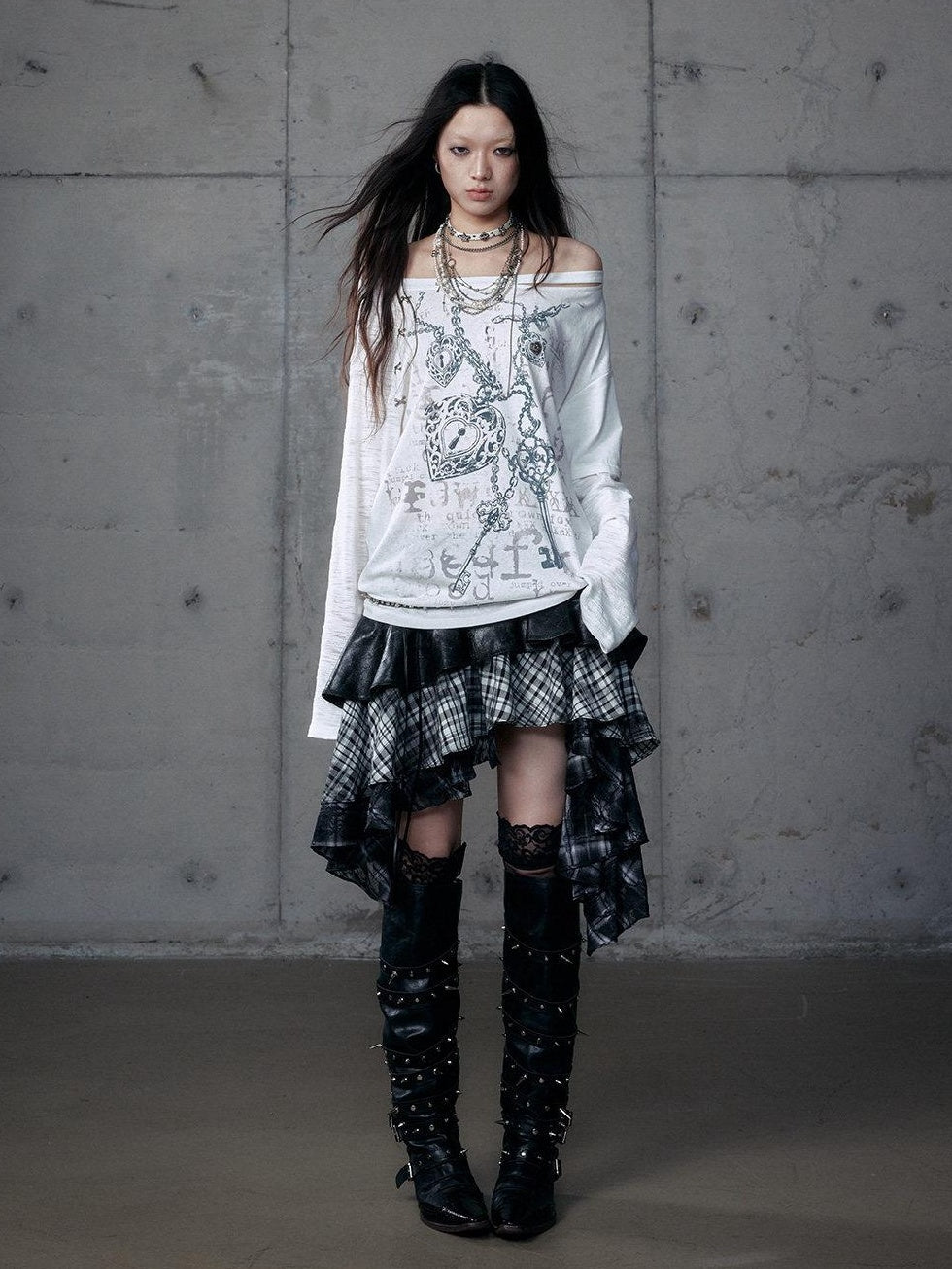 NO ROMANCE Oversized Punk Graphic Boat Neck Womens Print Long Sleeve T-Shirts