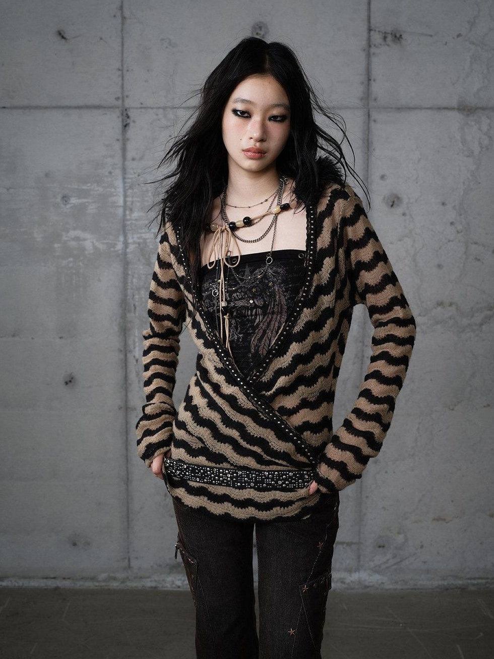 NO ROMANCE Edgy Slim Fit Striped Knit Polyester Long Sleeve Women Layering Cardigans