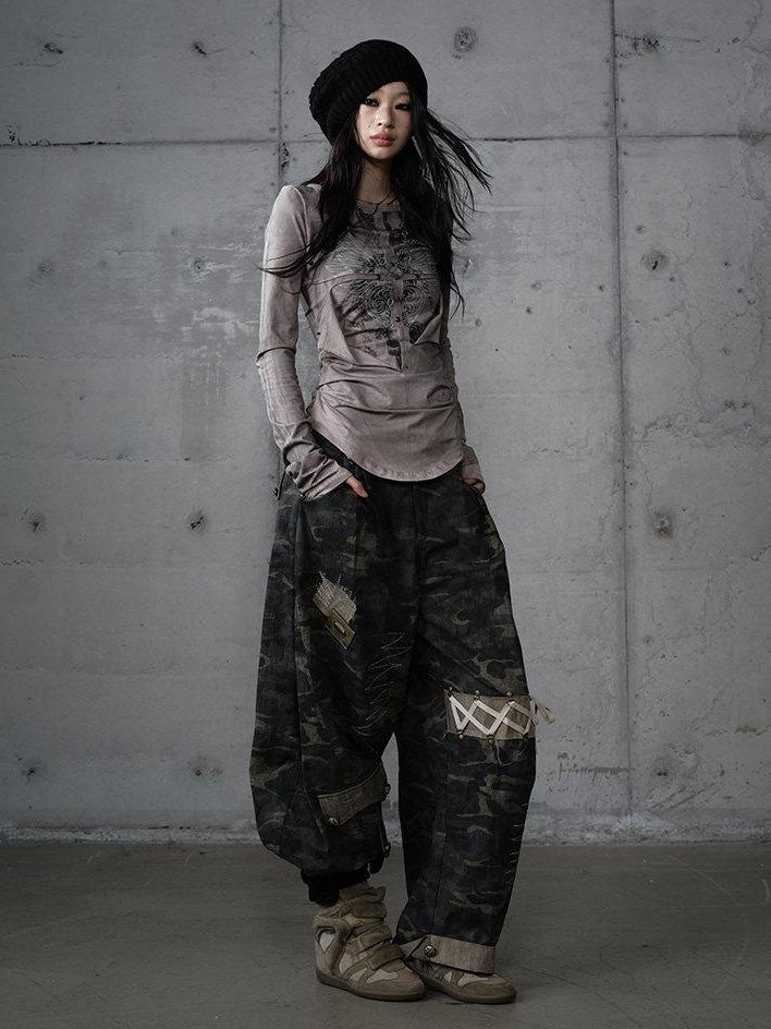NO ROMANCE Embroidered Cotton Camo Casual Mid Rise Curved Cut Teen Girls Wide-Leg Pants