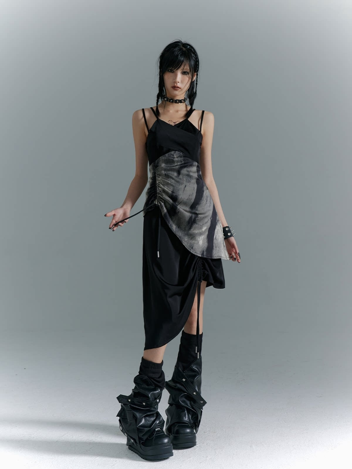 Frustration_Garden_Elegant_New_Chinese_Black_Polyester_Spaghetti_Strap_Street_Slip_Midi_Dresses_MISSTT