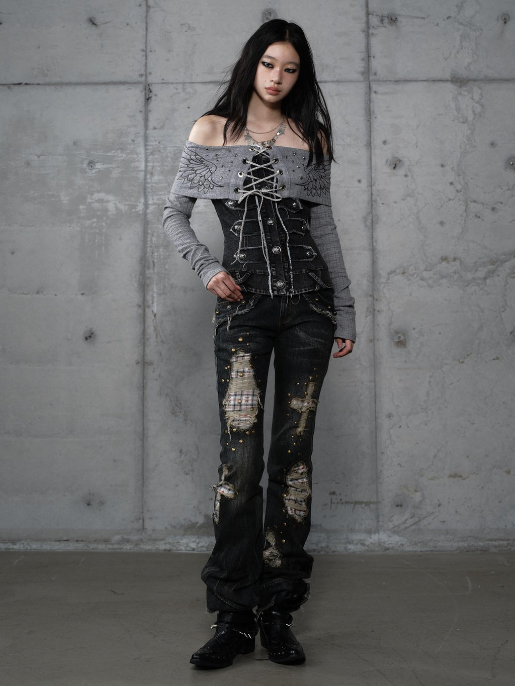 NO ROMANCE Distressed Low Rise Slim Fit Plaid Punk Zipper Denim Women Straight Jeans