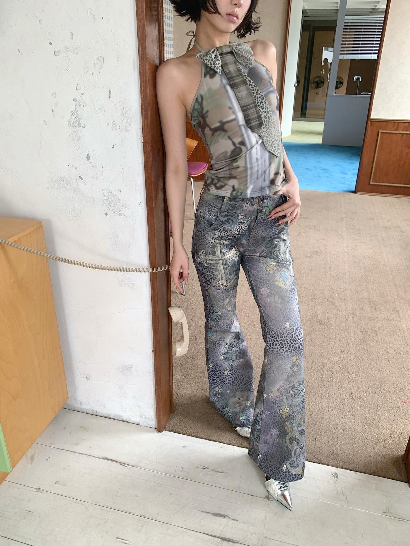 4RE1GN Camouflage Tie Neck Bow Waist Cinched Women's Polyester Spandex Halter Tops