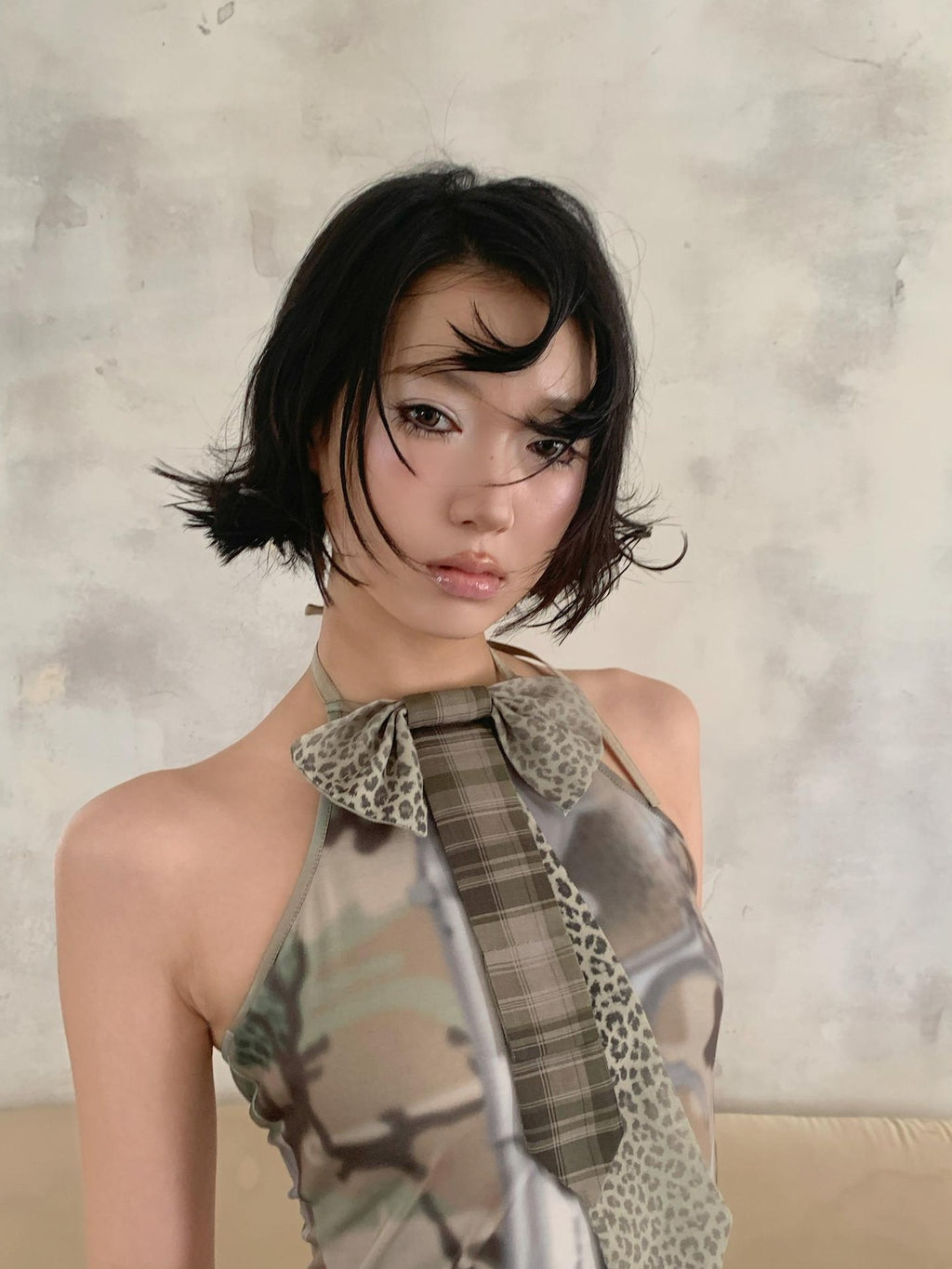 4RE1GN Camouflage Tie Neck Bow Waist Cinched Women's Polyester Spandex Halter Tops
