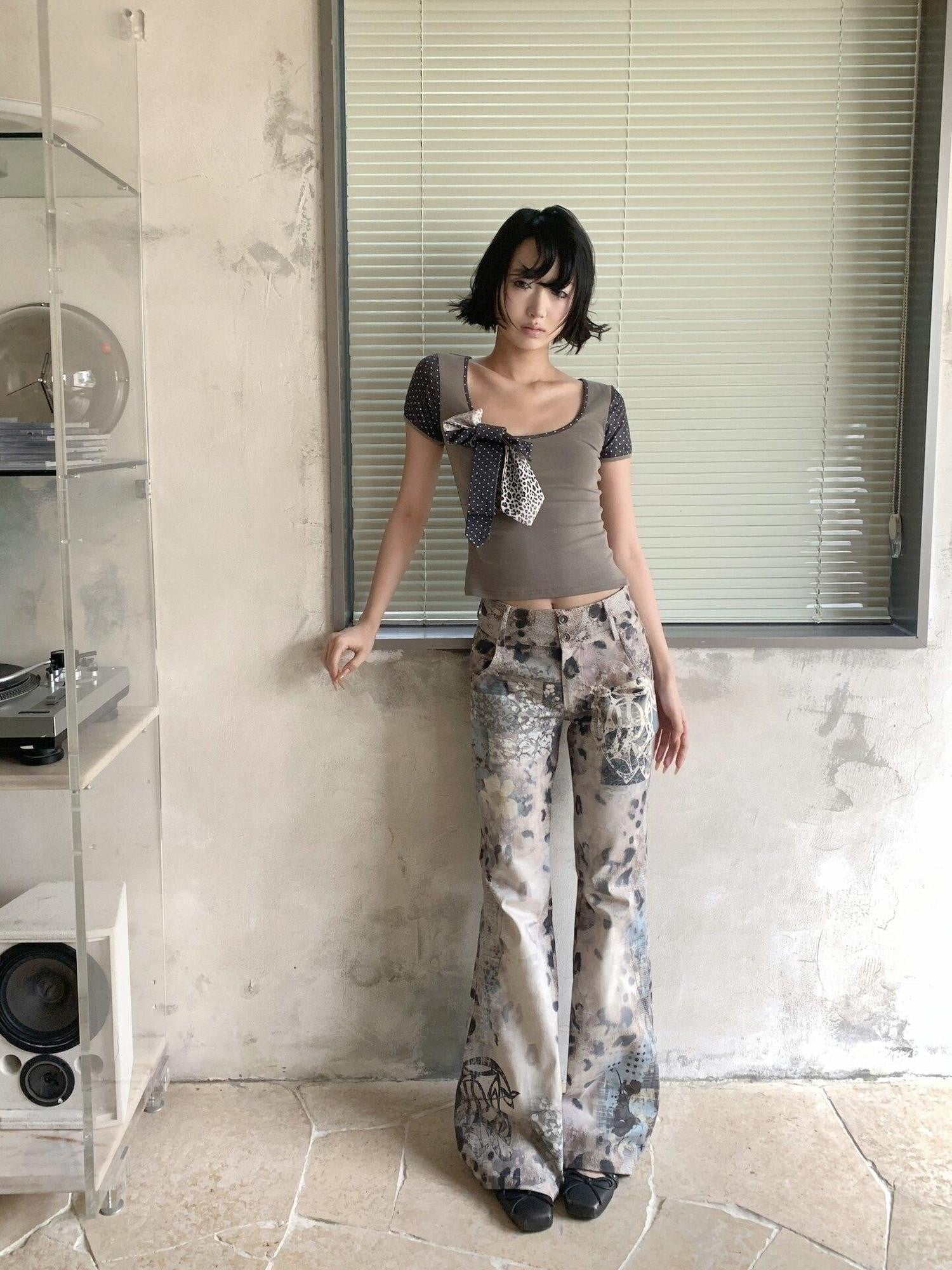 4RE1GN Crinkled Vintage Leopard Floral Print Women's Cotton Flare Pants