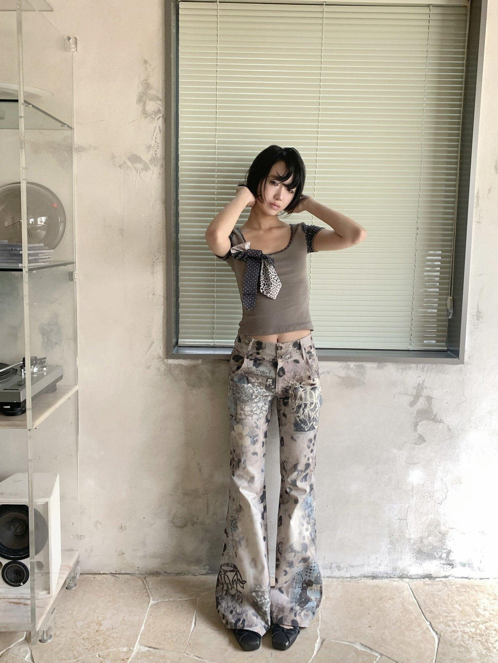 4RE1GN Crinkled Vintage Leopard Floral Print Women's Cotton Flare Pants