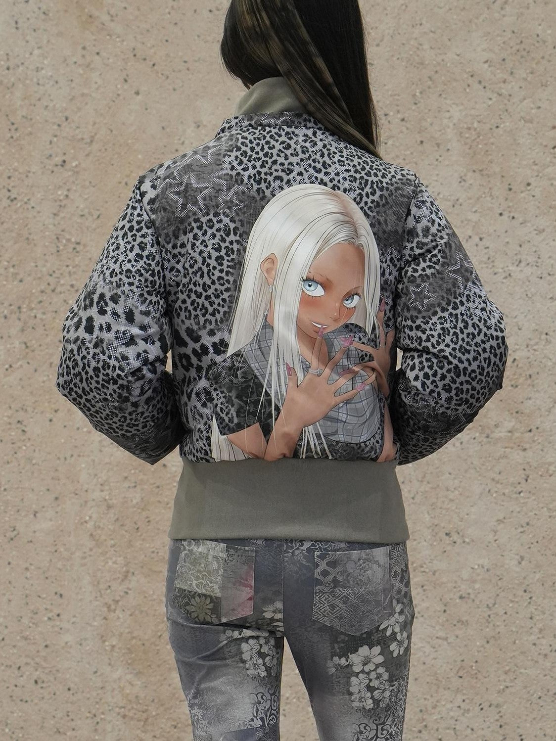 4RE1GN Hand Painted Character Text Graffiti Hooded Short Women's Polyester Down Jackets