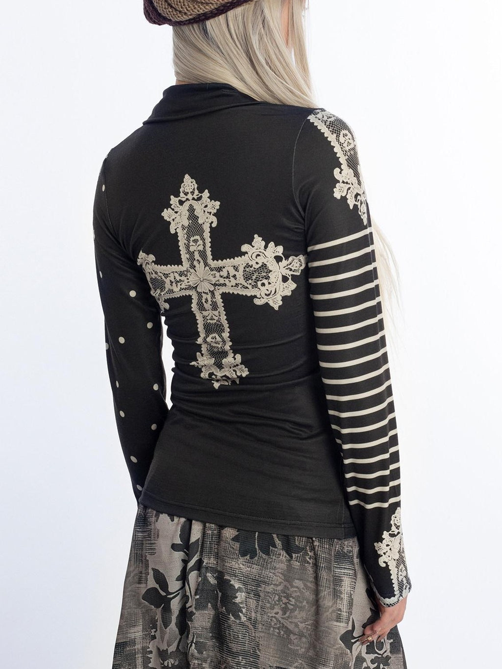 4RE1GN High Neck Asymmetrical Cross Print Lace Women's Long Sleeve T-shirts