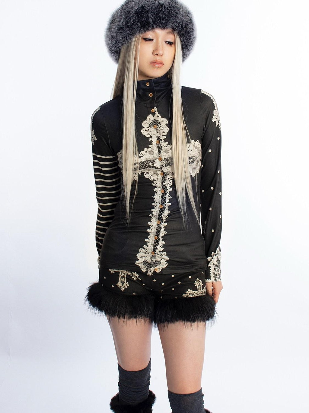 4RE1GN High Neck Asymmetrical Cross Print Lace Women's Long Sleeve T-shirts