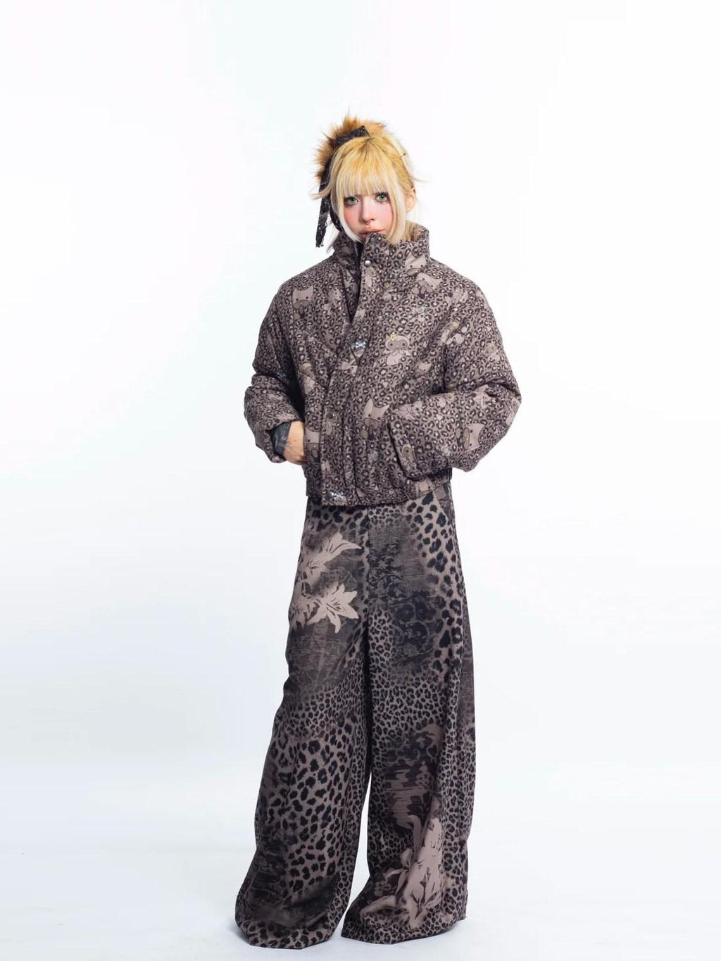 4RE1GN Leopard Cartoon Devil Cat Print High Collar Women's Cotton Puffer Jackets