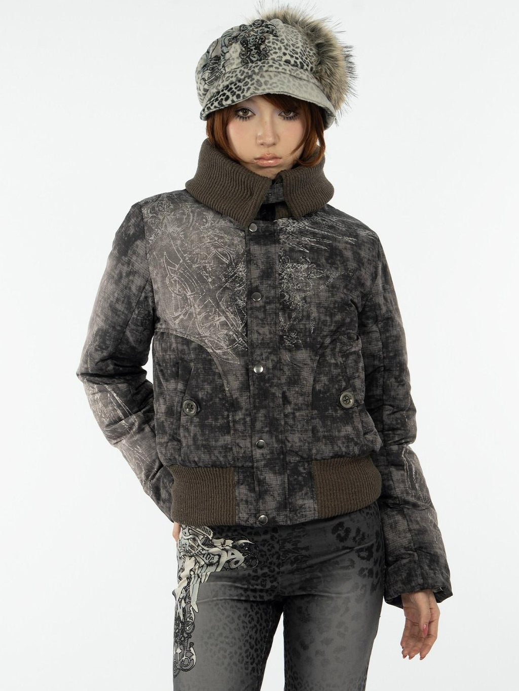 4RE1GN Retro Mysterious Floral Patchwork Button Turn Down Collar Women's Down Jackets