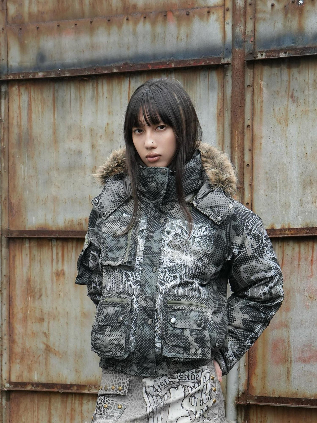 4RE1GN Retro Star Camo Print Detachable Fur Hood Women's 90 White Duck Down Down Jackets