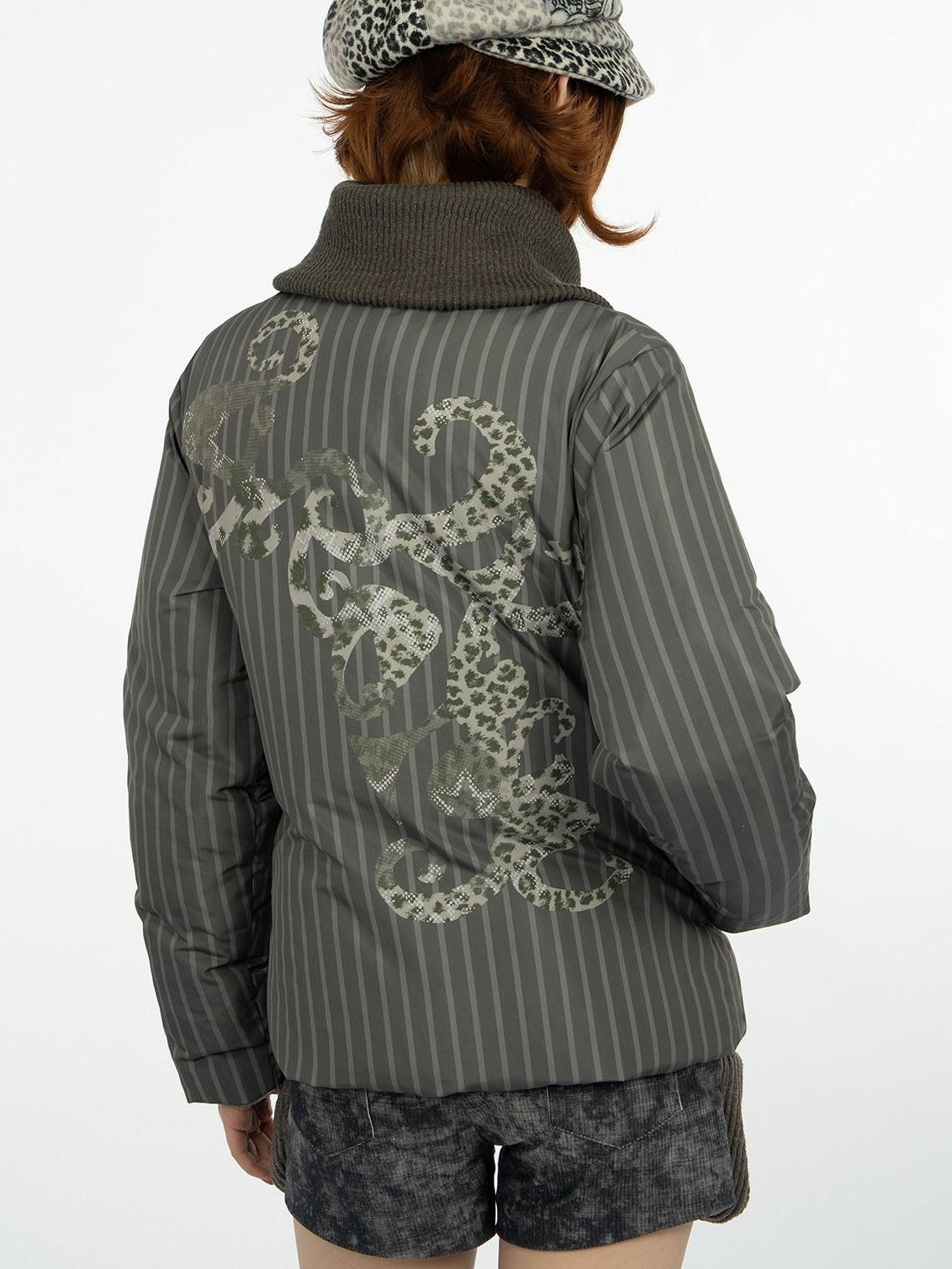4RE1GN Striped Handpainted Cartoon Graffiti Women's Knit Collar Down Jackets