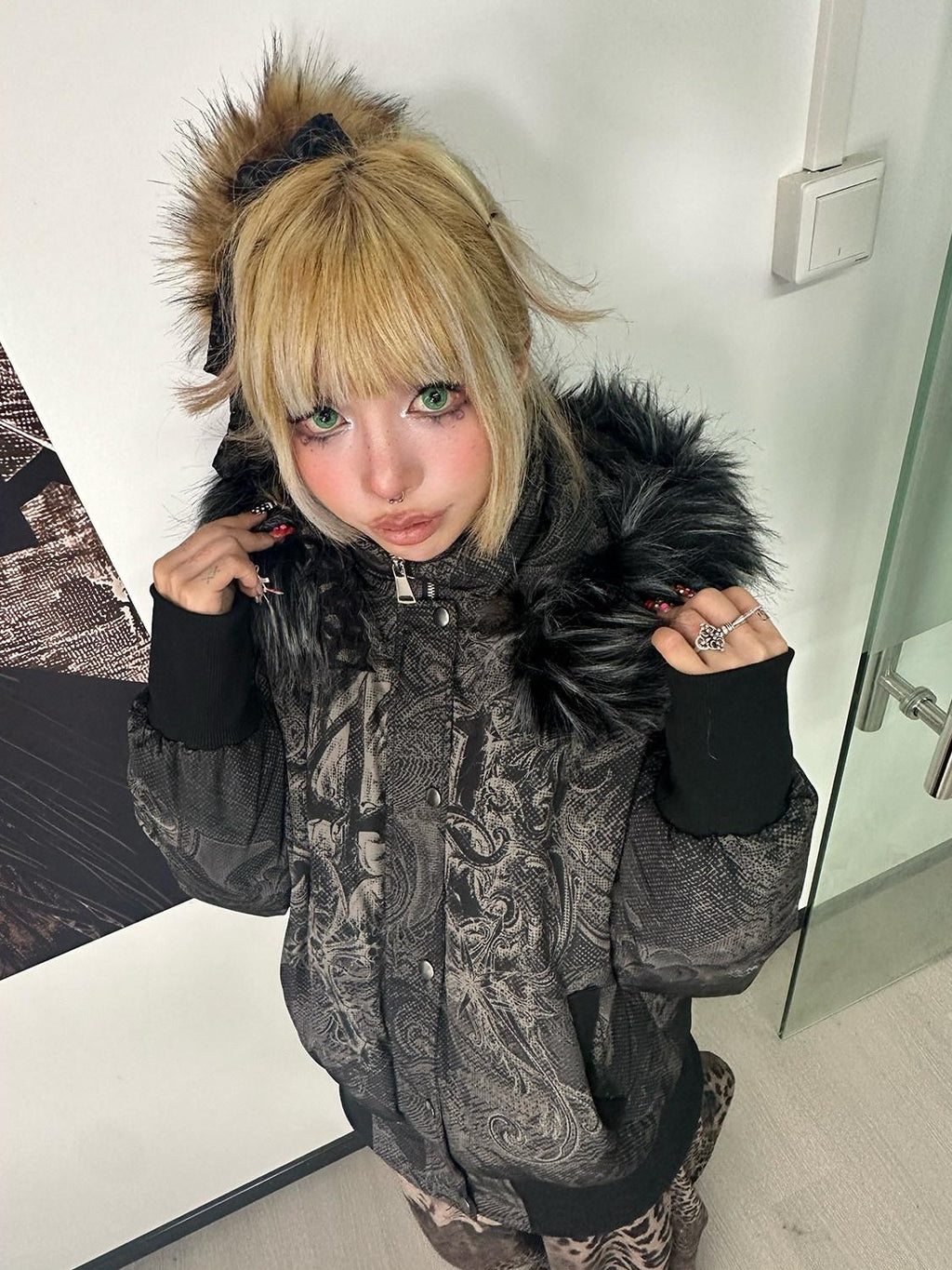4RE1GN Subtle Jacquard Gothic Floral Print Fur Collar Women's Polyester Down Jackets