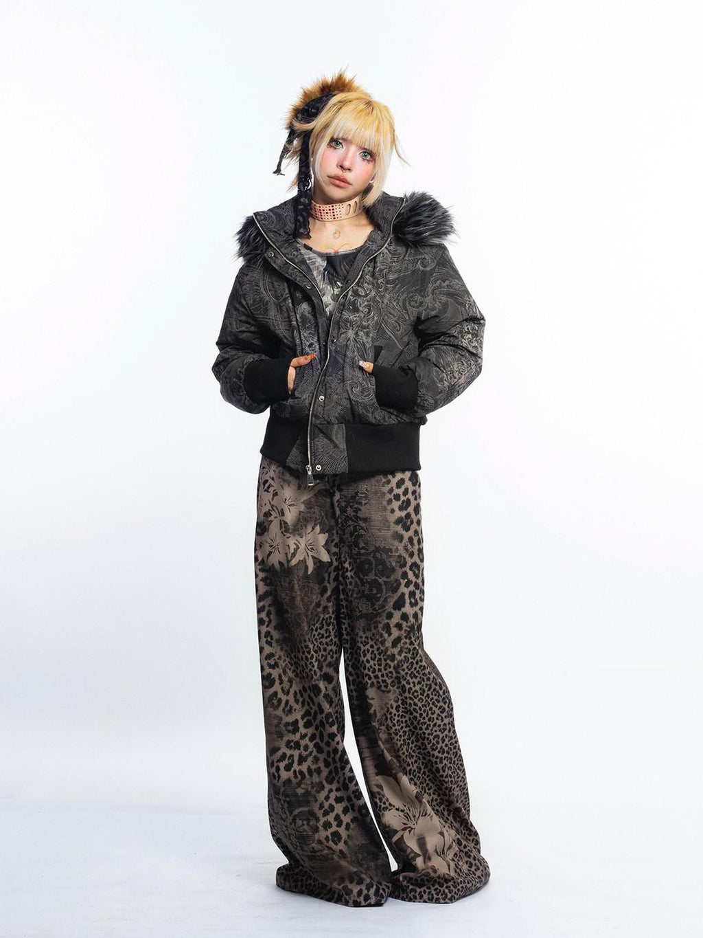 4RE1GN Subtle Jacquard Gothic Floral Print Fur Collar Women's Polyester Down Jackets