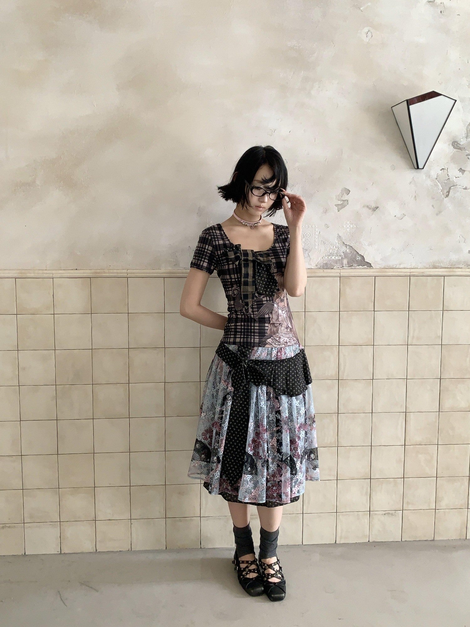 4RE1GN Vintage Floral Jacquard Crisscross Ribbon Spliced Women's Lace Midi Skirts