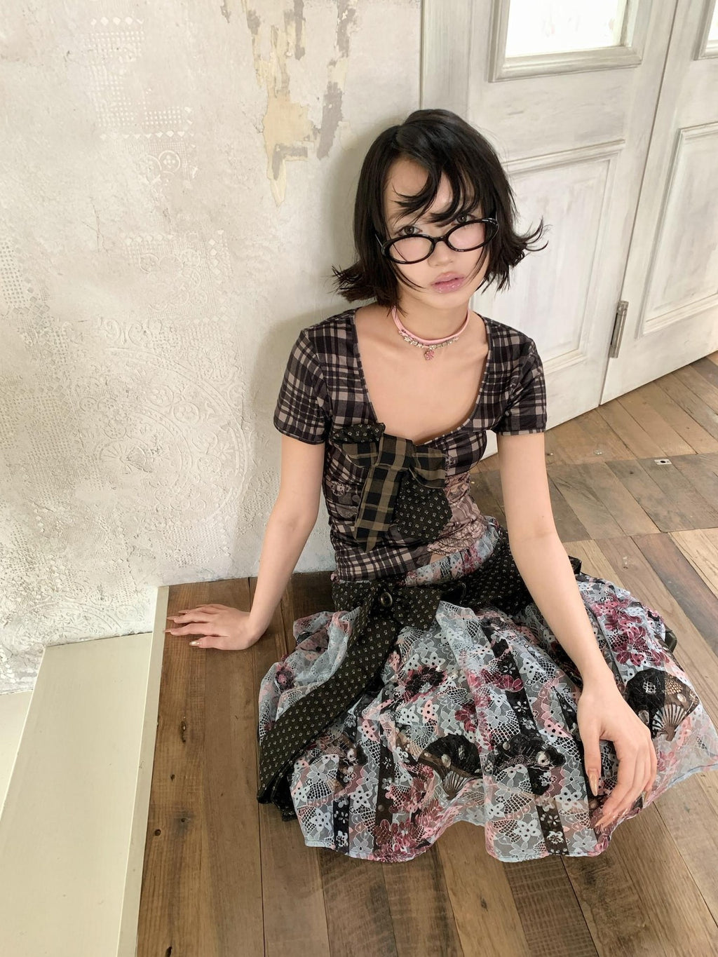 4RE1GN Vintage Floral Jacquard Crisscross Ribbon Spliced Women's Lace Midi Skirts