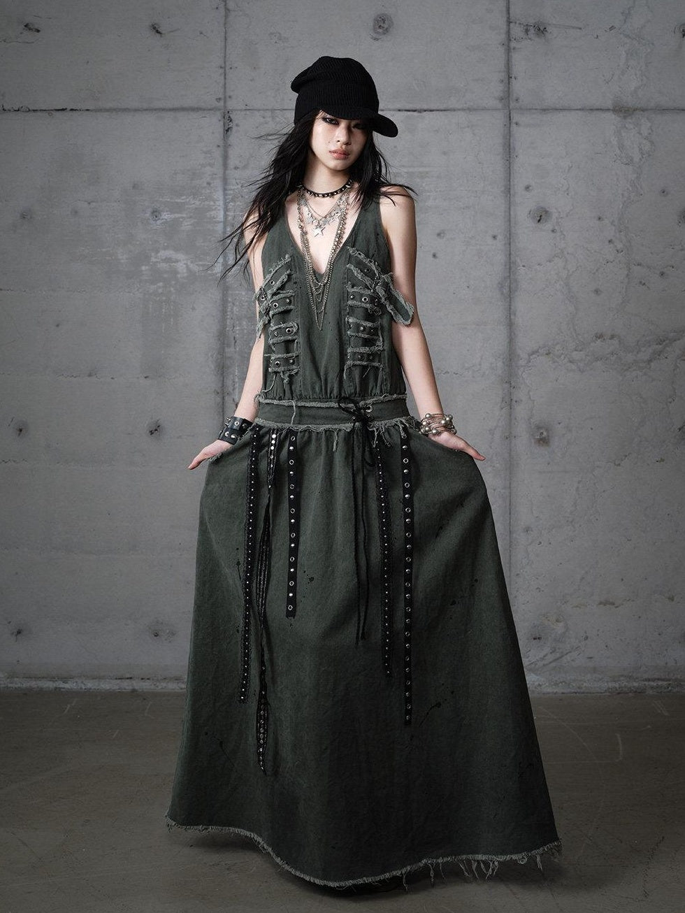 NO ROMANCE Washed Grunge Green Pocketed Punk A Line Loose V-neck Women Casual Midi Dresses