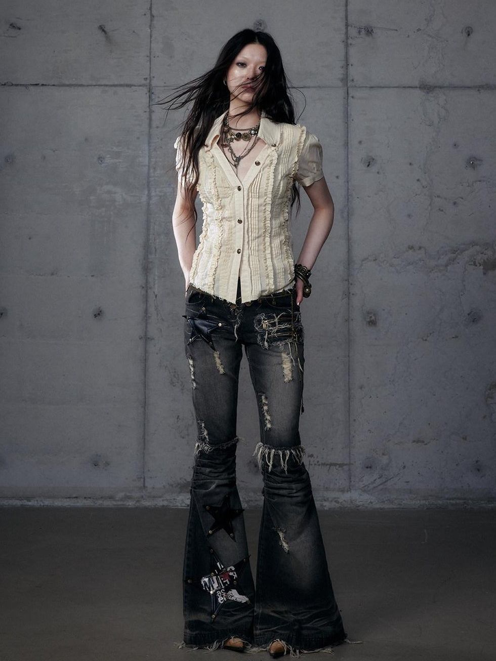 NO ROMANCE Vintage Washed Black Star Print High Waist Slim Fit Women Jeans Flare Jeans