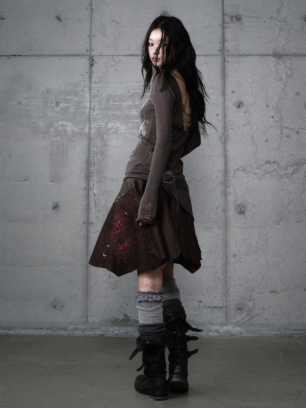 NO ROMANCE Embroidered Regal Asymmetric Mid Rise Loose Casual Girls Dark Brown Mini Skirts