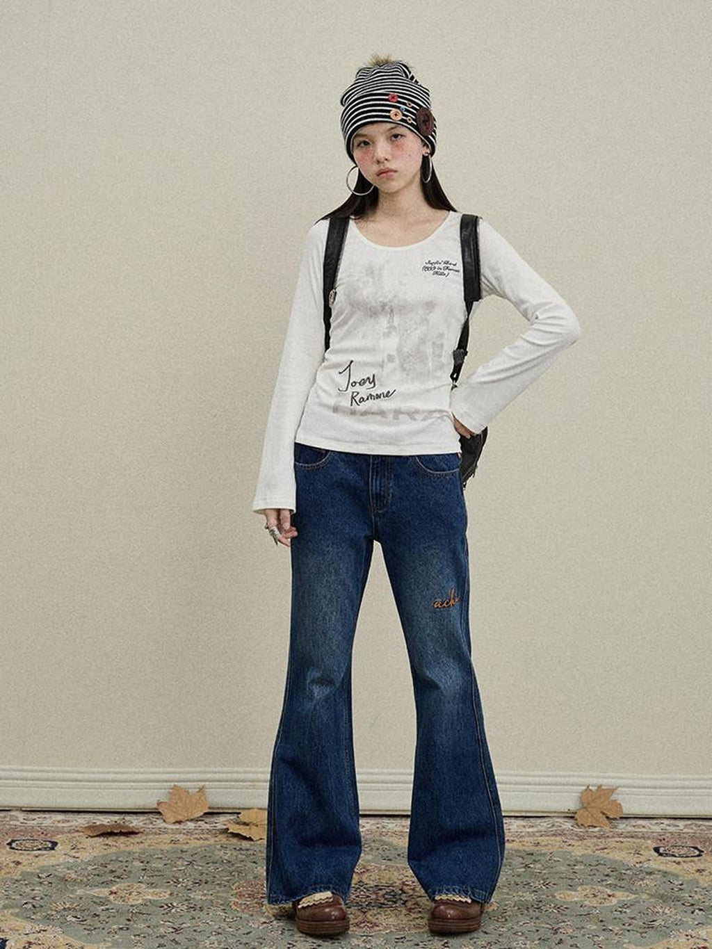 Achihara Slight Embroidered Distressed Wash Slim Women'S Denim Flare Jeans