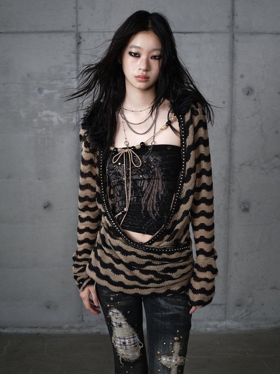 NO ROMANCE Edgy Slim Fit Striped Knit Polyester Long Sleeve Women Layering Cardigans
