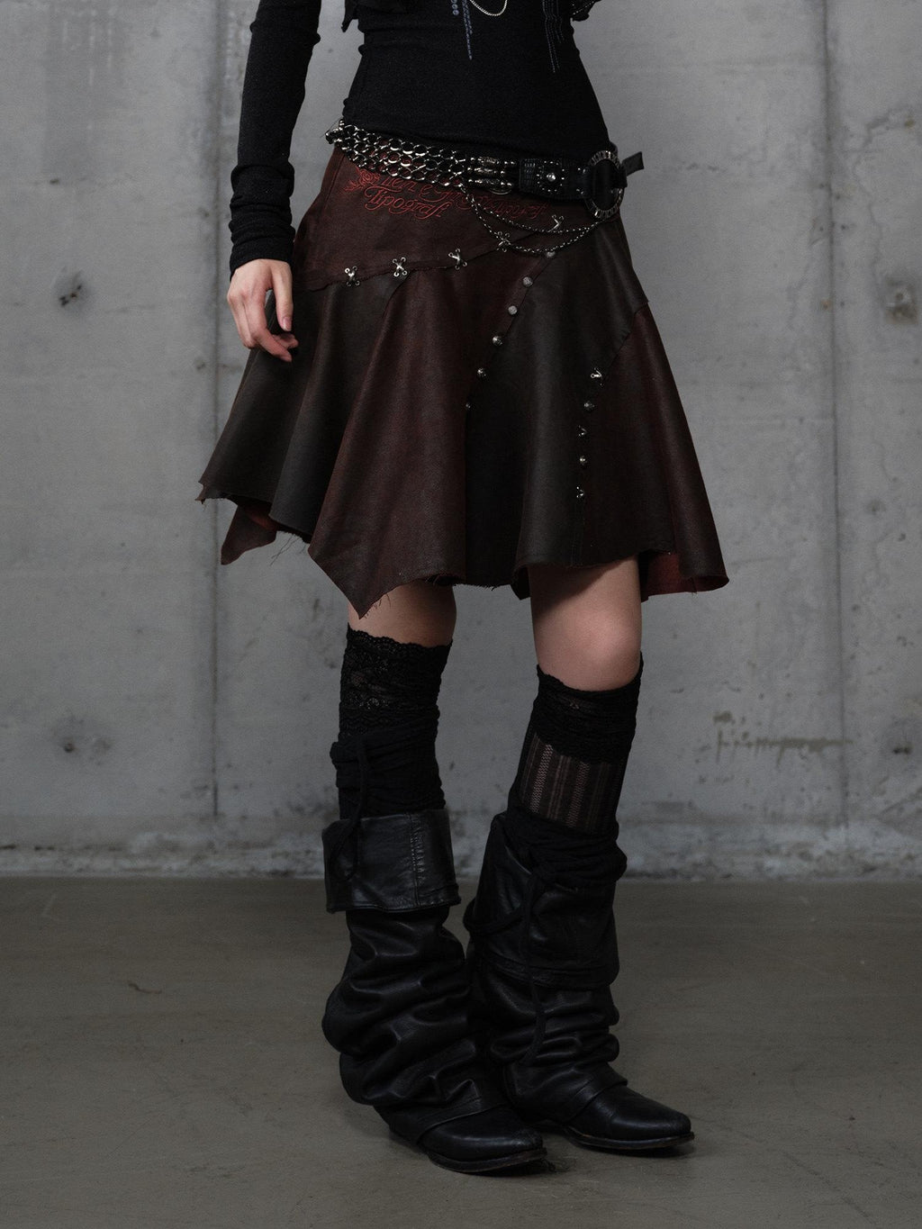 NO ROMANCE Embroidered Regal Asymmetric Mid Rise Loose Casual Girls Dark Brown Mini Skirts