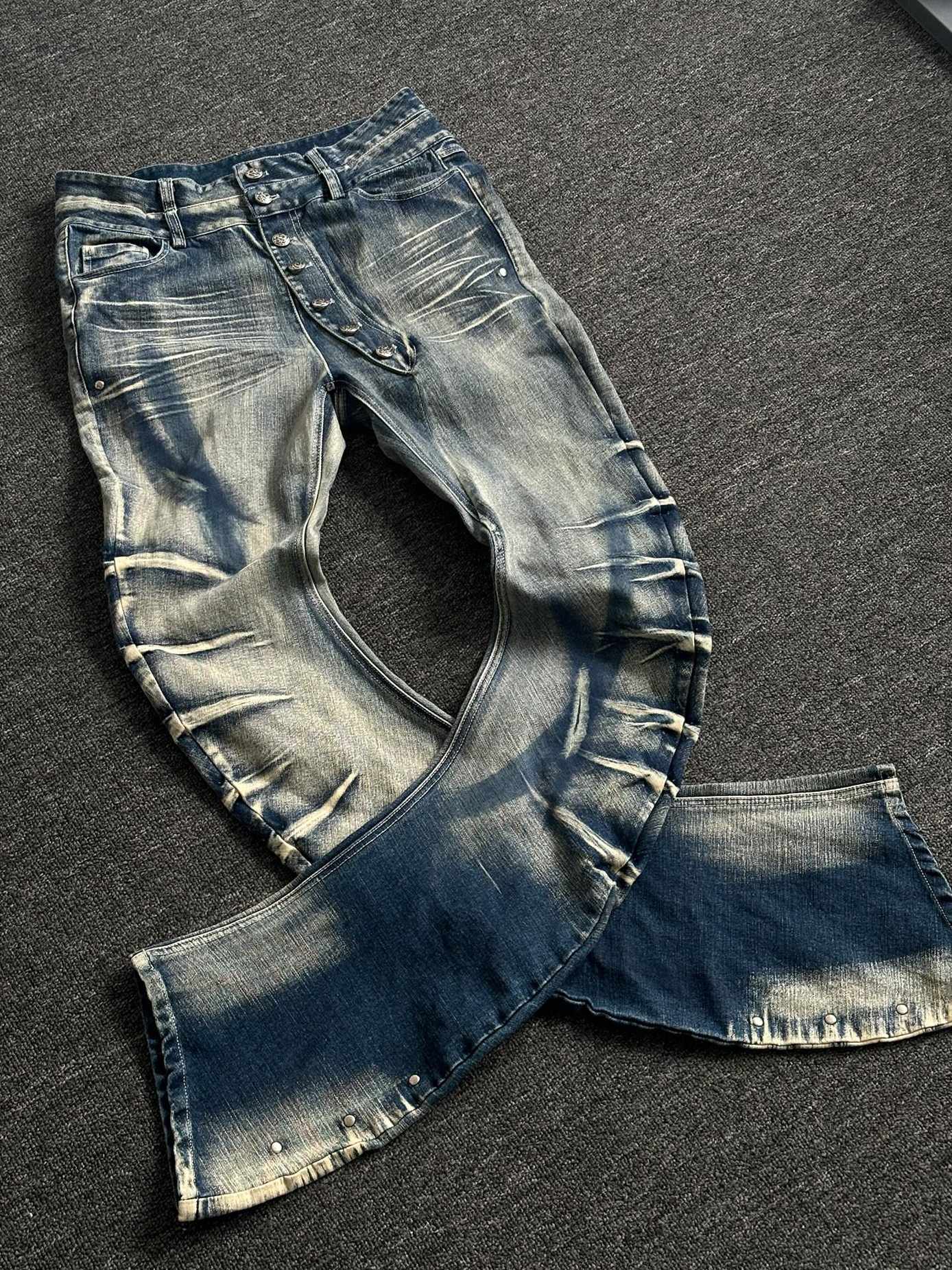 PAIKI High Stretch Washed Whisker Rivet Low Rise Loose Fit Casual Denim Straight Jeans